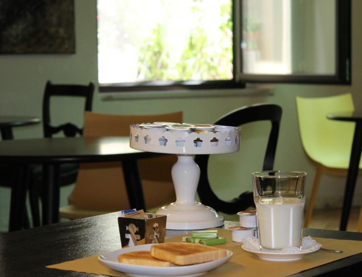 Hotel Touring 리보르노 외부 사진