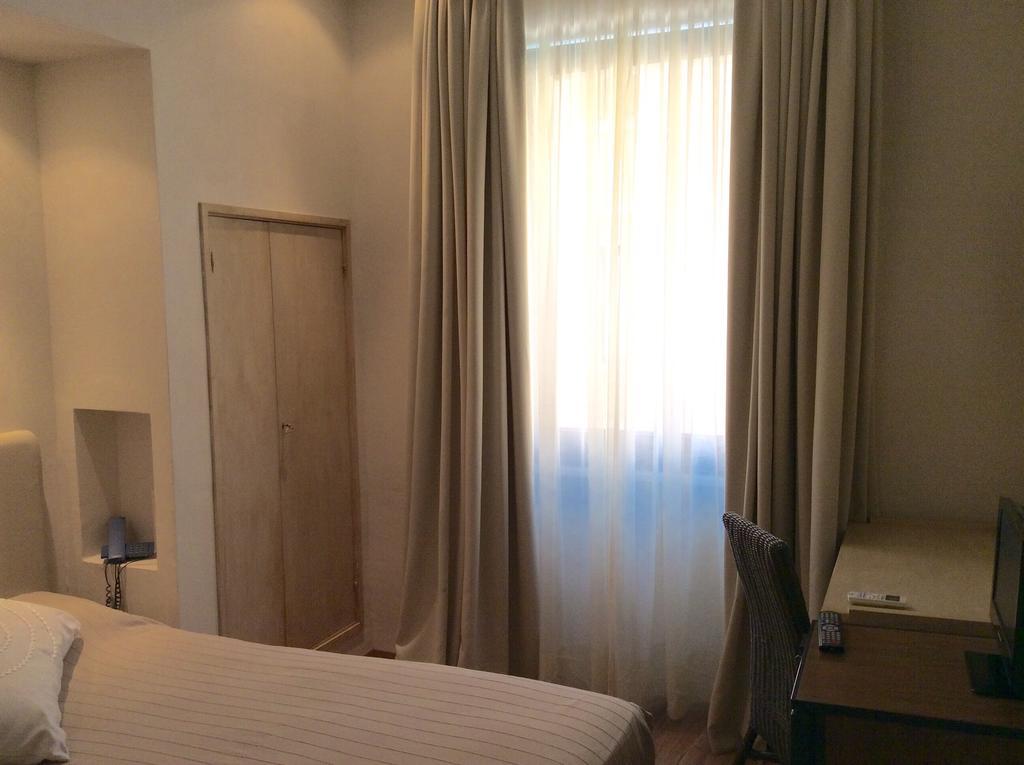 Hotel Touring 리보르노 외부 사진